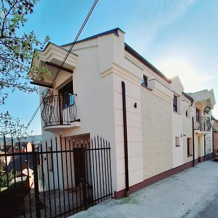 Διαμέρισμα Tara *